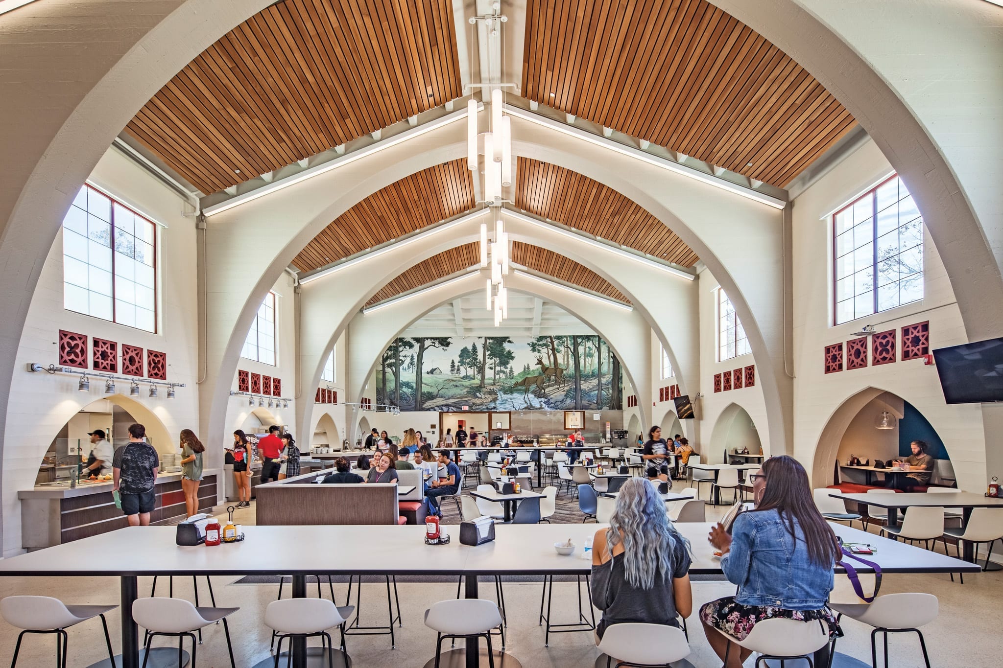 CSU Channel Islands dining with high vaulted ceilings.